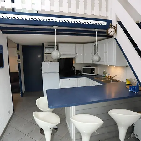 Sur Jolie Maison Avec Terrasse Et Piscine