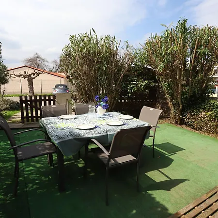Tatil Evi Sur Jolie Maison Avec Terrasse Et Piscine