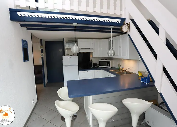 Sur Jolie Maison Avec Terrasse Et Piscine